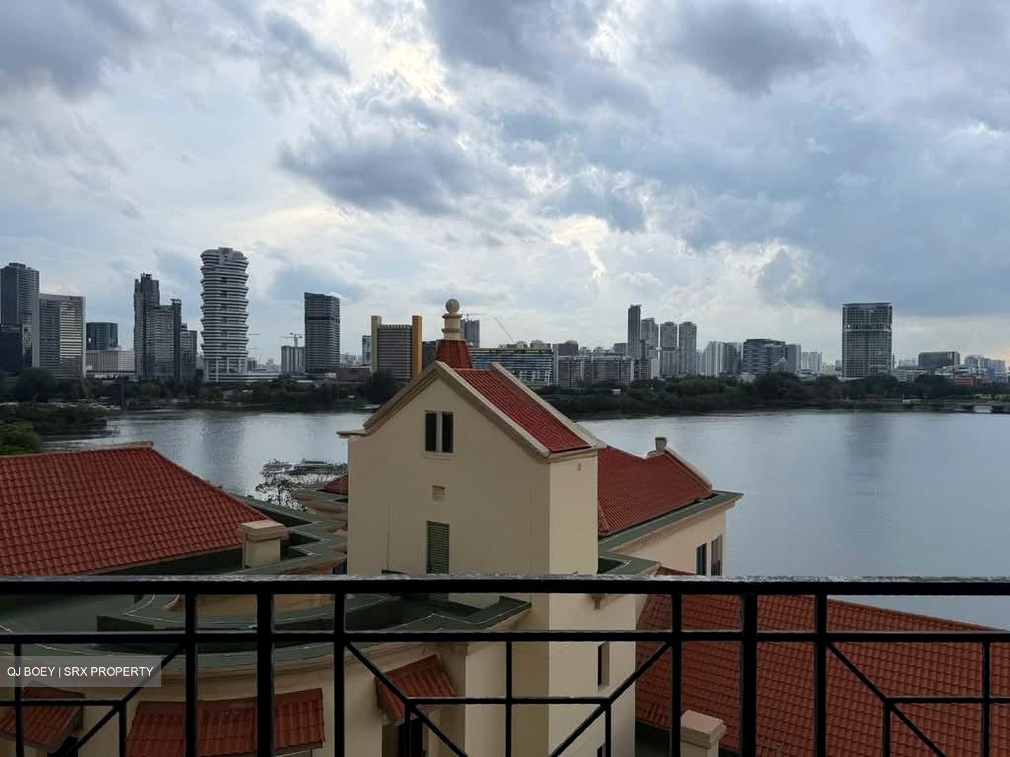 Pebble Bay (D15), Condominium #553715271